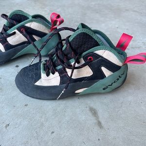 Evolv The General Climbing Shoes